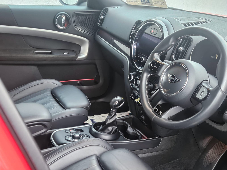 2021 MINI Hatch - image 19