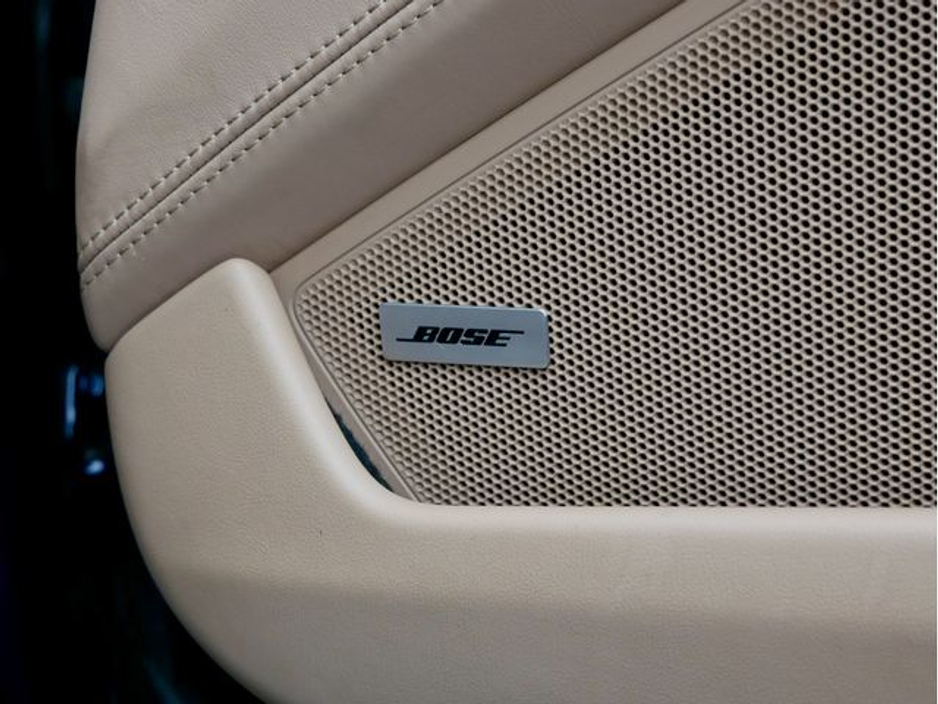 2022 Porsche 911 - image 21