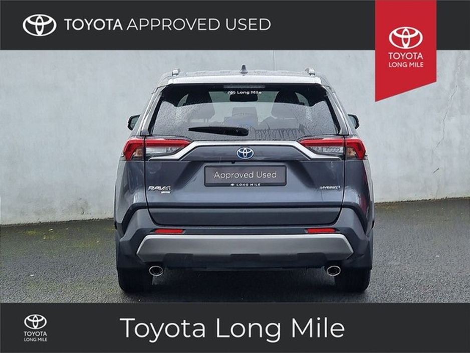 2024 Toyota Rav4 - image 4