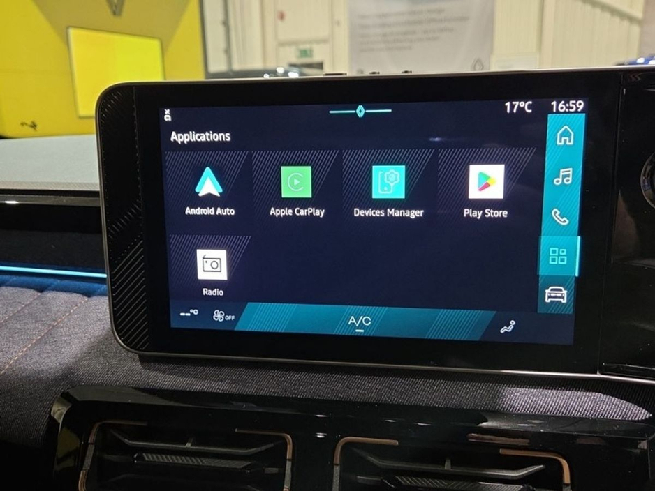 2026 Renault 4 techno 52kWh 150hp €34,950