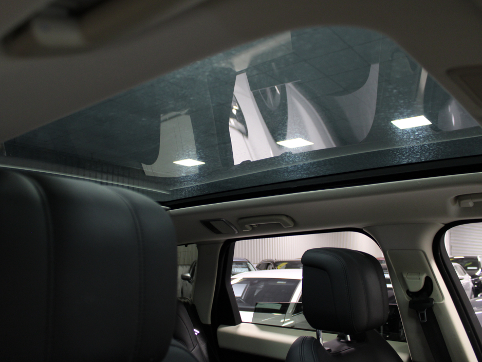 2022 Land Rover Range Rover Sport - image 23