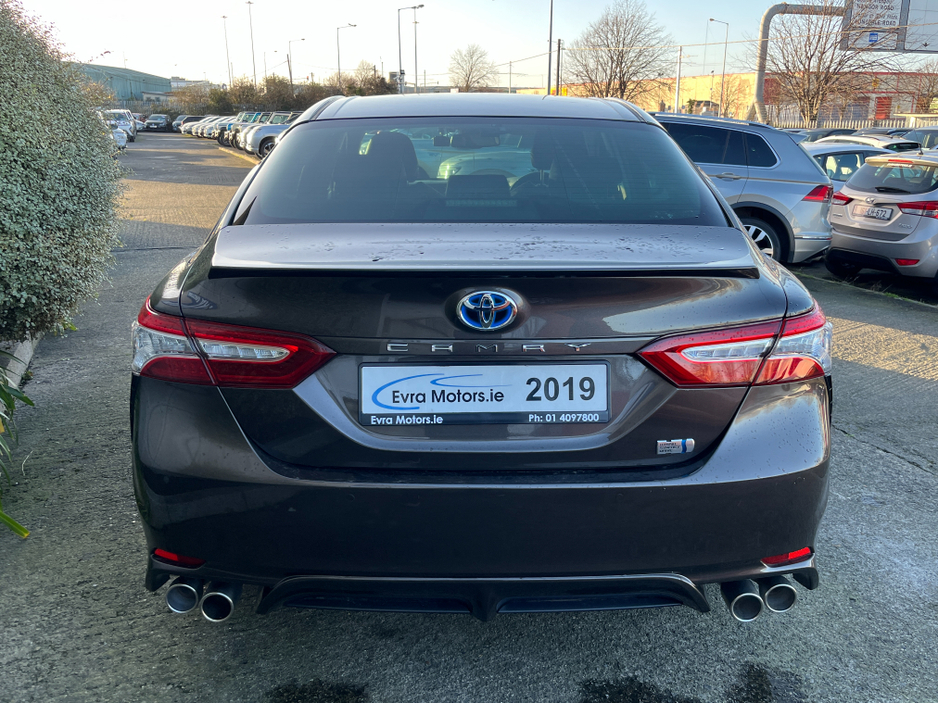 2019 Toyota Camry WS HYBRID AUTOMATIC 2.5 PETROL //KEYLESS ENTRY//ADAPTIVE CRUISE CONTROL//LEATHER SEATS// €24,950
