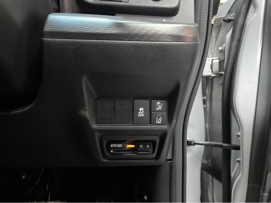 2021 Honda Stepwagon €31950 2021 HONDA STEPWAGON EHEV G SPADA SENSING 2.0 AUTOMATIC / CRUISE CONTROL / REVERSE CAMERA / AUTOMATIC DOORS / 7 SEATS €31,950