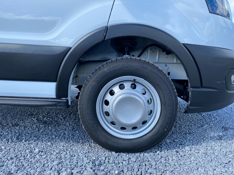 2026 Ford Transit - image 19