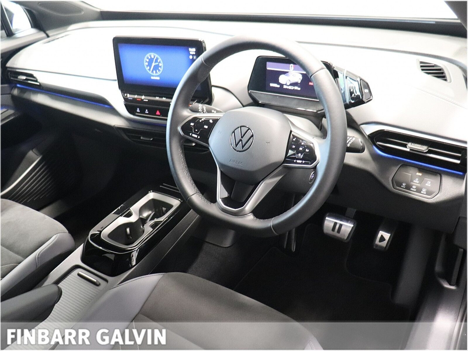 2023 Volkswagen ID.4 - image 5