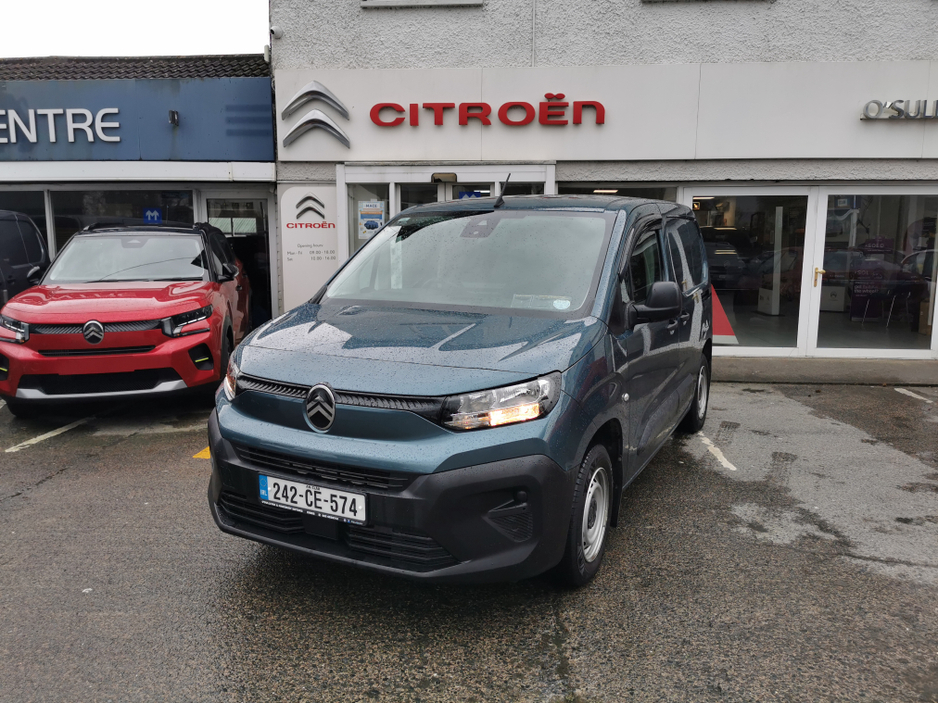 2024 Citroen Berlingo LX PLUS BLUEHDI 100 M