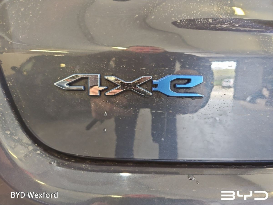 2023 Jeep Compass - image 27