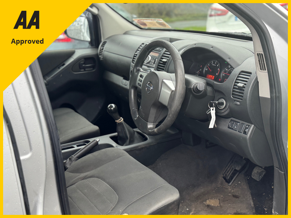 2015 Nissan Navara 2.5 DCI VISIA 4DR €12,500