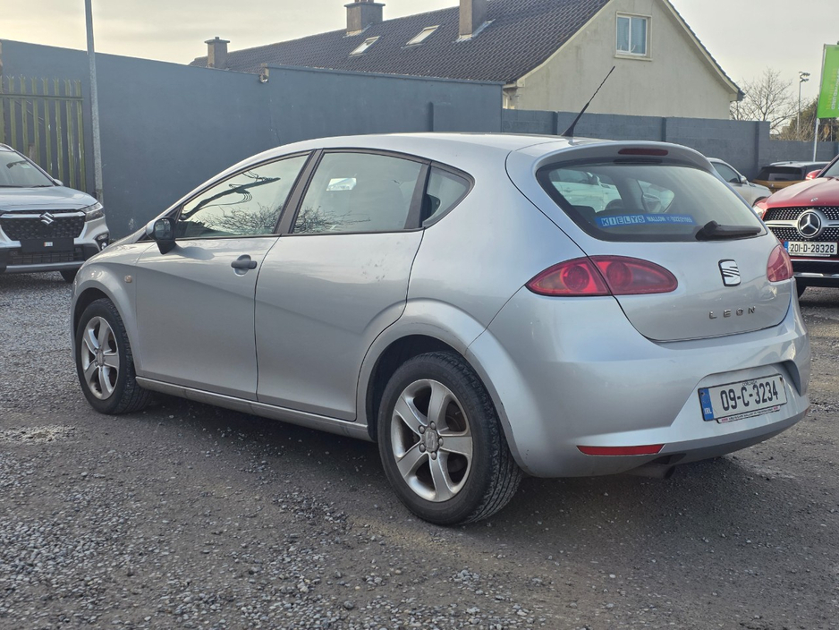 2009 SEAT Leon - image 5