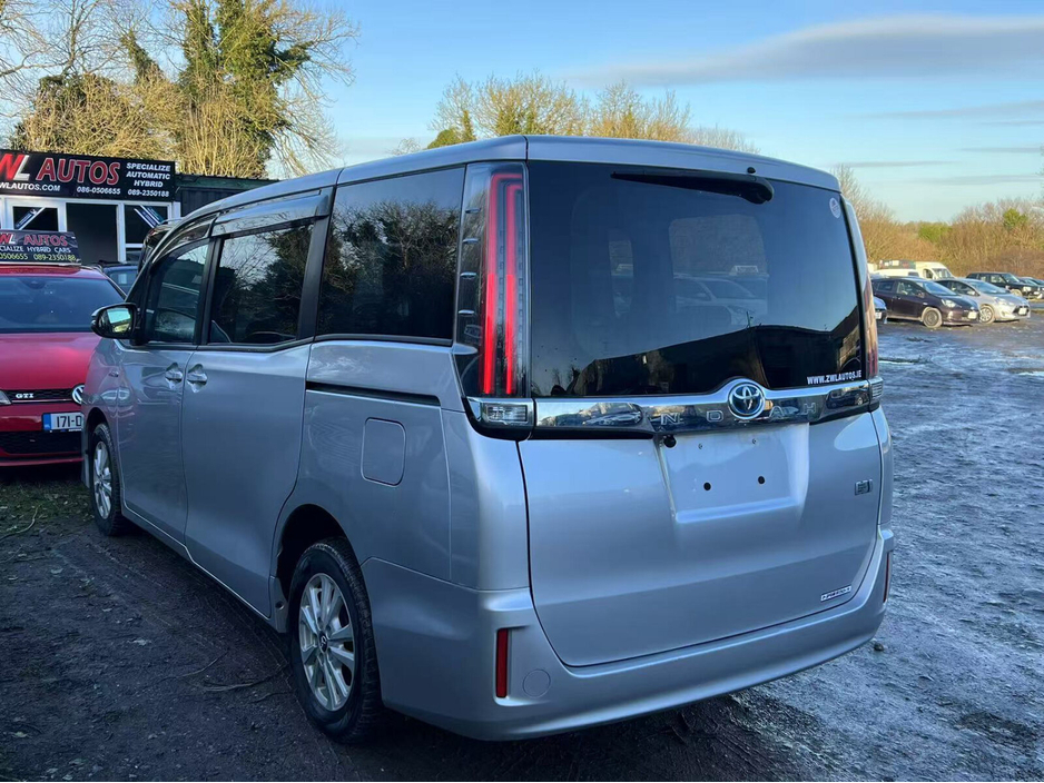 2018 Toyota Noah  €21,950