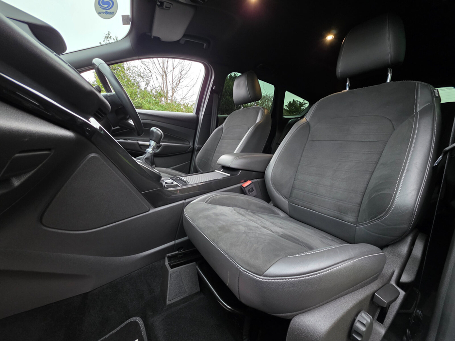 2017 Ford Kuga 1.5TDCi 120PS FWD ST-Line €17,999