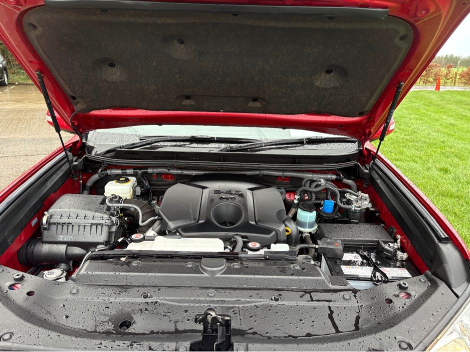 2024 Toyota Landcruiser SWB AUTO COMMERCIAL