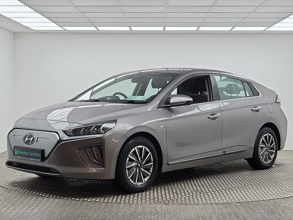 2020 Hyundai Ioniq - image 13