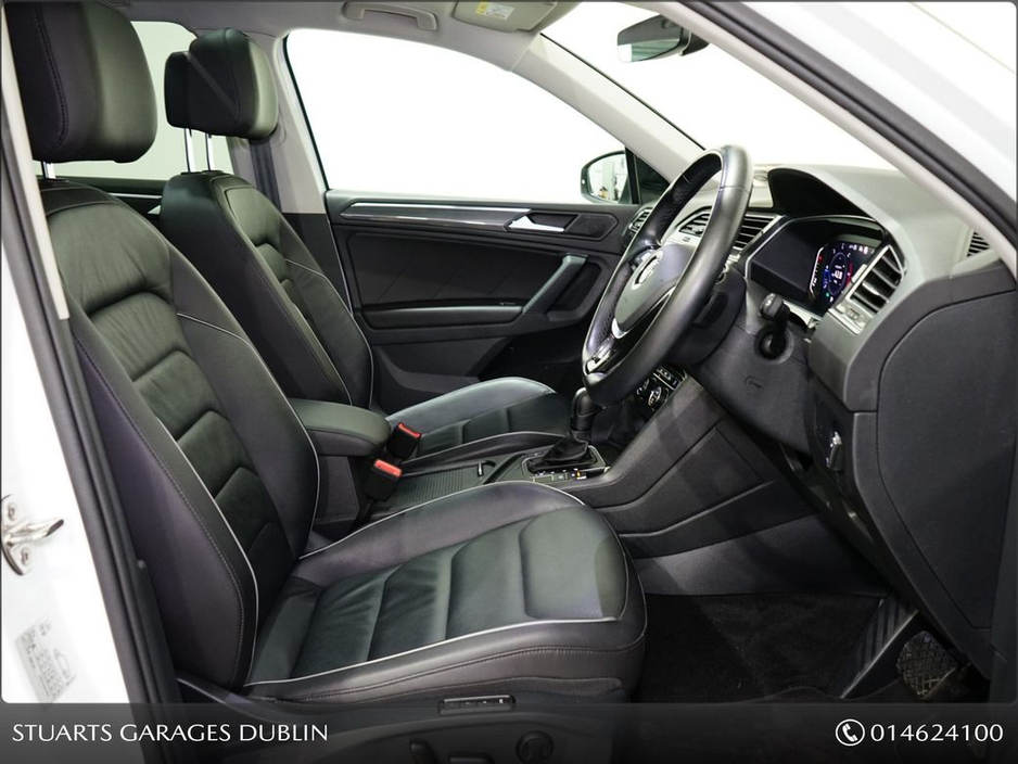 2020 Volkswagen Tiguan - image 19