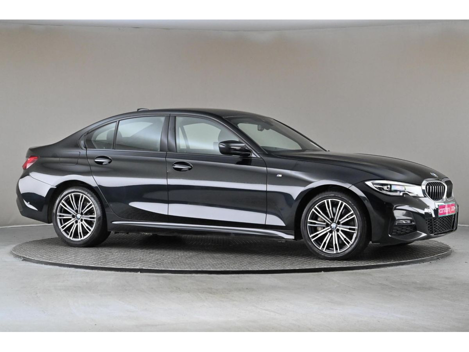 2020 BMW 3 Series - image 10