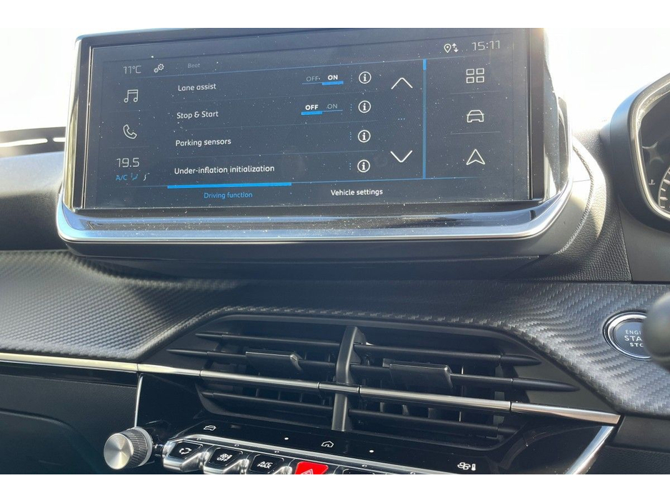 2024 Peugeot 208 - image 12