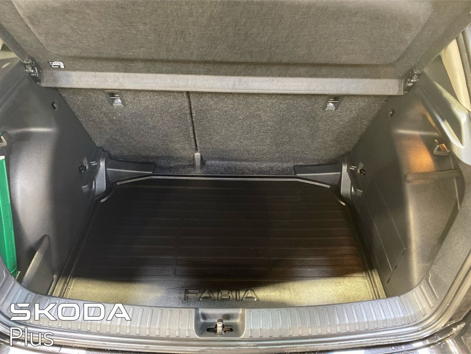 2025 Skoda Fabia - image 9