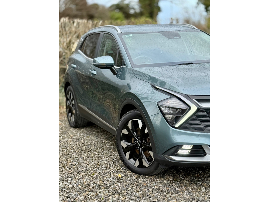 2022 Kia Sportage - image 4