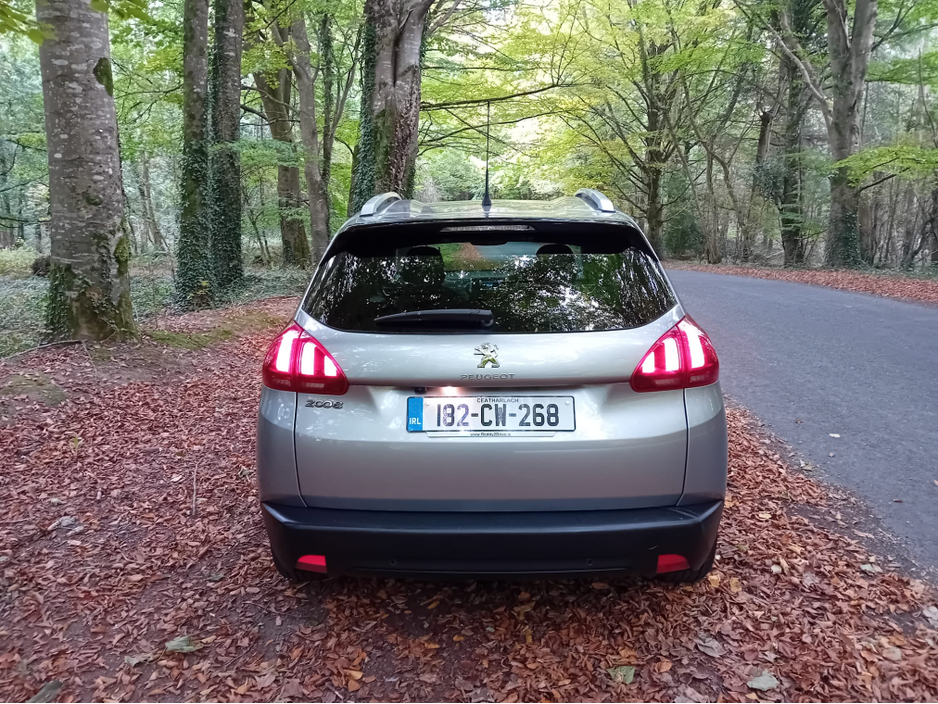 2018 Peugeot 2008 - image 7