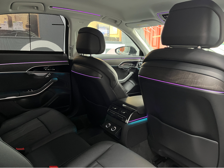 2024 Audi A8 - image 23