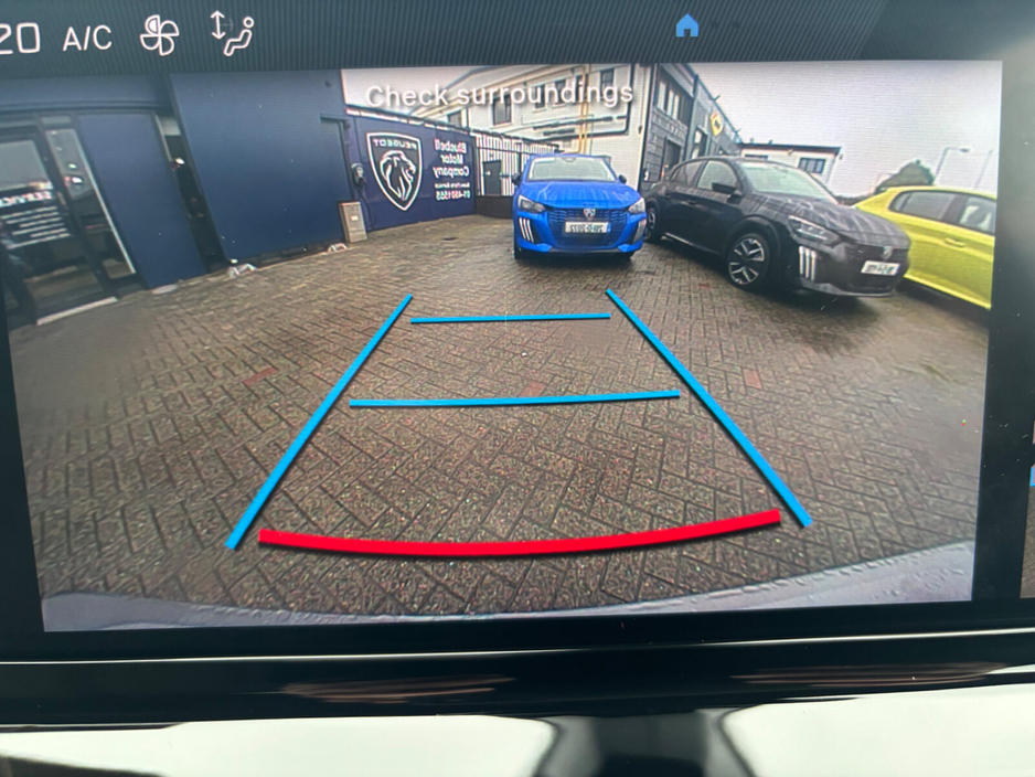 2025 Peugeot 2008 1.2 Puretech 100bhp Allure €26,950