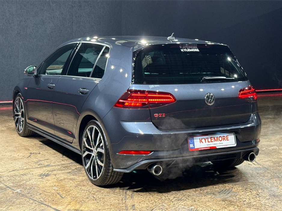 2019 Volkswagen Golf - image 5