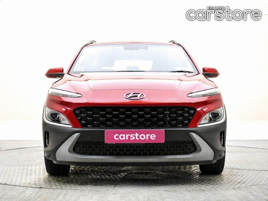 2023 Hyundai Kona - image 2