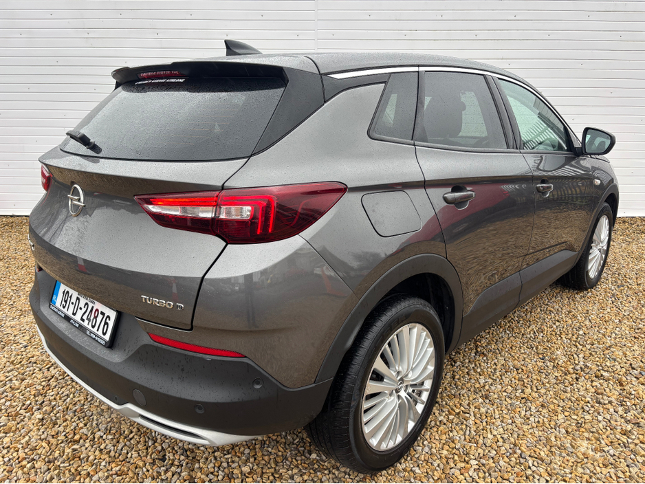 2019 Opel Grandland X SRI 1.5 I T 130PS 4 4DR