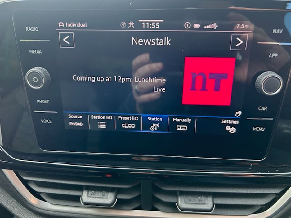 2025 Volkswagen T-Roc - image 16