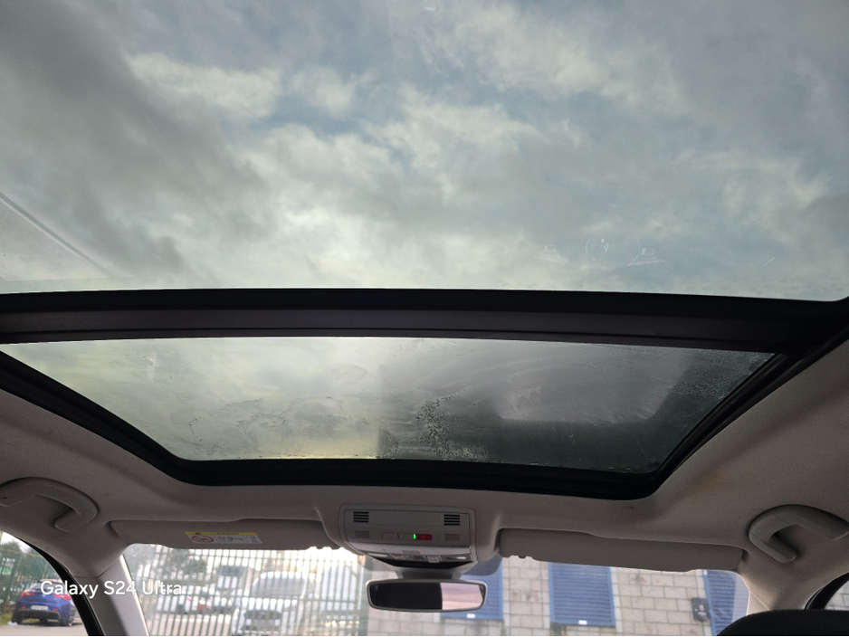 2020 Volkswagen T-Roc - image 13