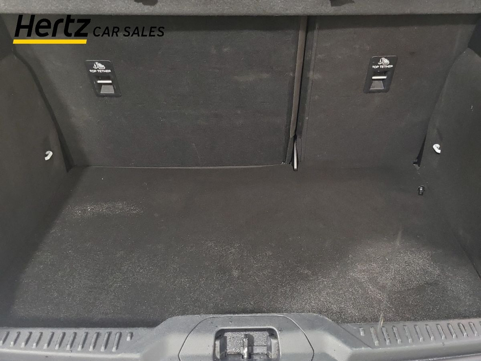 2023 Ford Focus - image 16