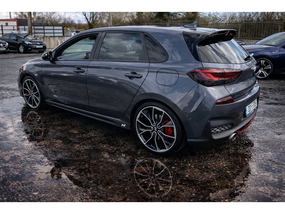 2020 Hyundai i30 - image 7