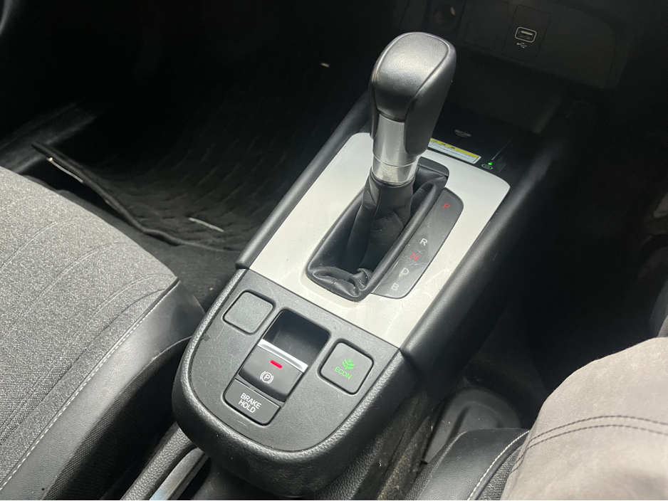 2020 Honda Fit - image 18