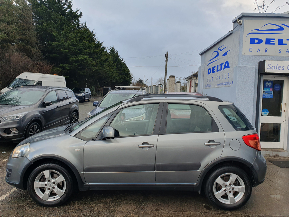 2012 Suzuki SX4 1.5L PETROL MANUAL 110BHP NCT 10/25 TAX 12/25 ROAD TAX ONLY €280 PER YEAR *SOLD AS SEEN* *NO WARRANTY* *NO SERVICE HISTORY* ELECTRIC WINDOWS AND MIRRORS/ ALLOYS/ 5 SPEED BOX/ HISTORY CHECKED €2,950