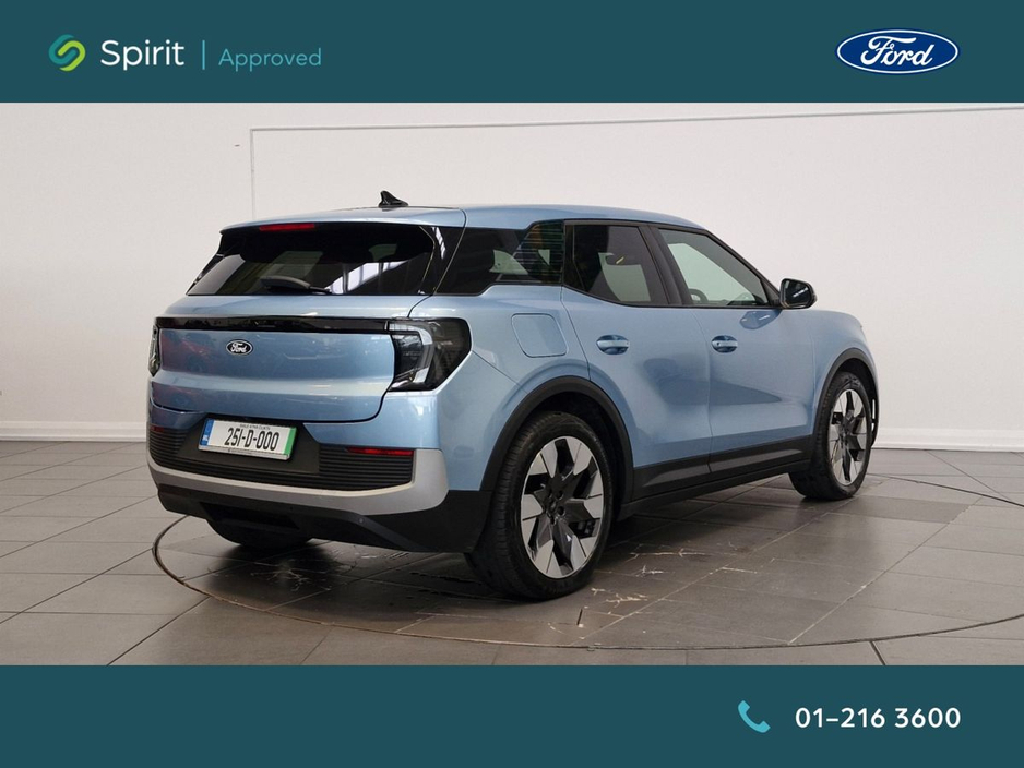 2025 Ford Explorer - image 12