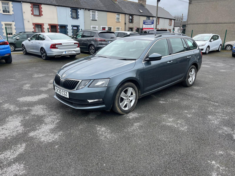 2020 Skoda Octavia - image 7