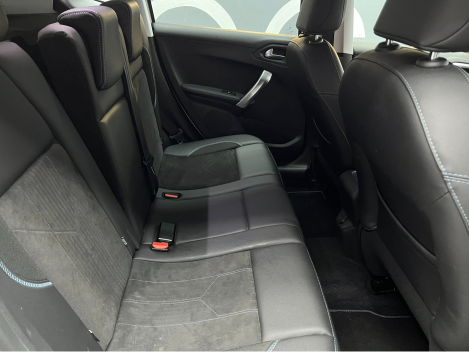 2020 Peugeot 2008 €15950! 2020 PEUGEOT 2008 1.2 AUTOMATIC / REVERSE CAMERA / HEATED SEATS €15,950