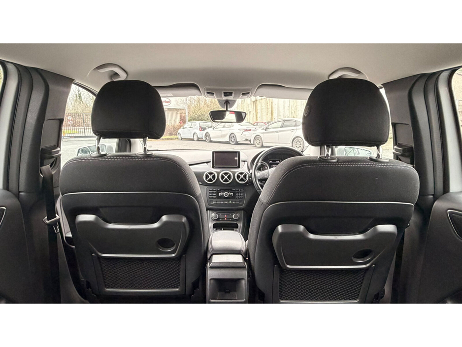 2013 Mercedes-Benz B Class  €11,000