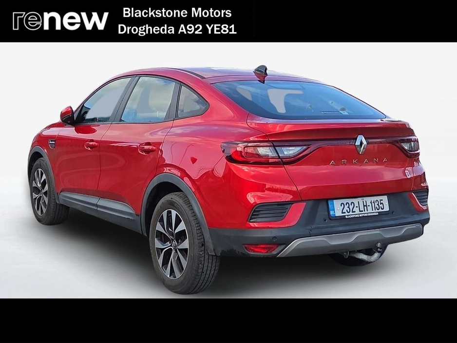 2023 Renault Arkana - image 3
