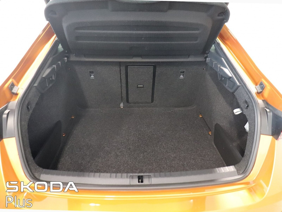 2024 Skoda Octavia - image 10