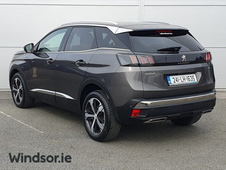 2024 Peugeot 3008 - image 2