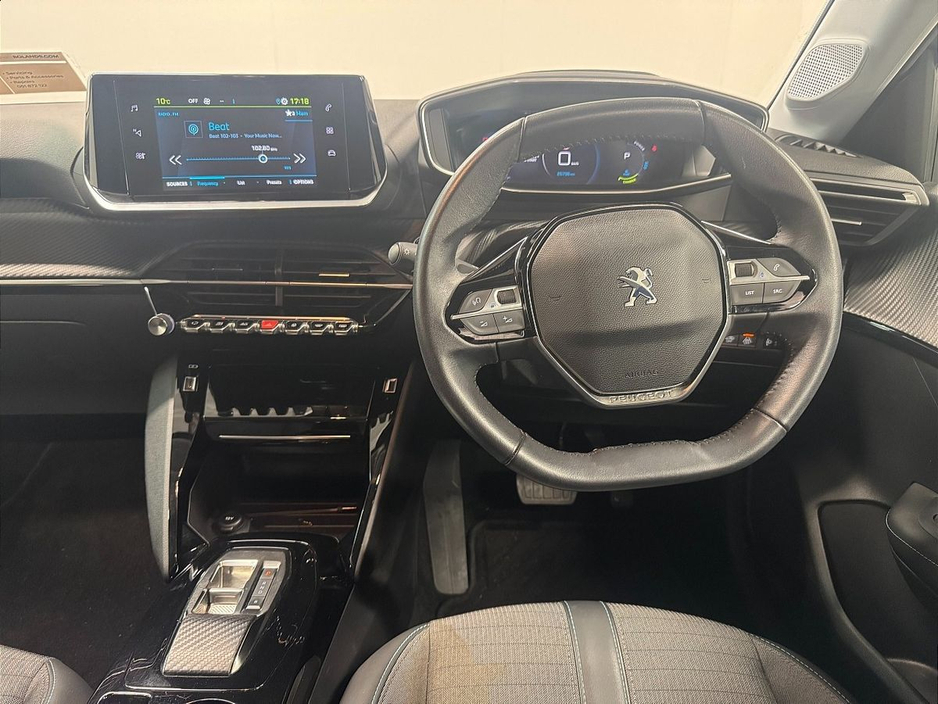 2022 Peugeot 208 Electric 136bhp (50 kWh) Allure Pack €16,975