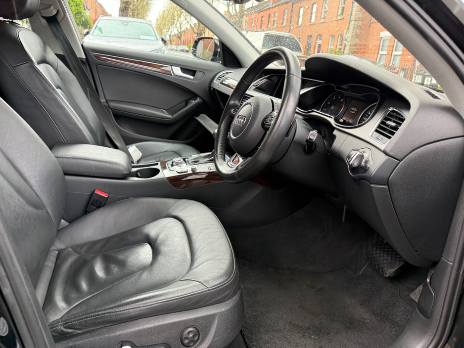 2015 Audi A4 - image 13