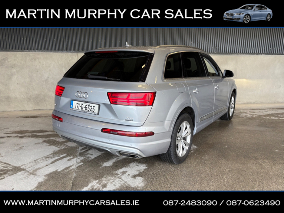 2017 Audi Q7 - image 8