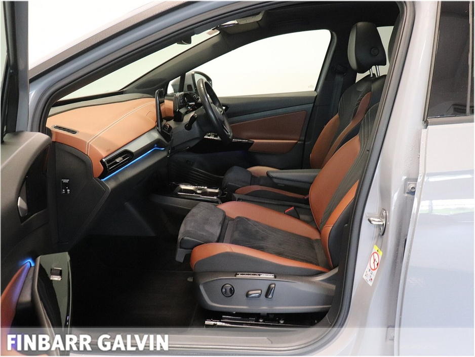 2023 Volkswagen ID.4 - image 10