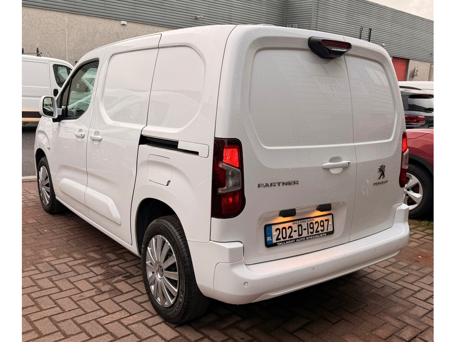 2020 Peugeot Partner PROFESSIONAL PLUS €11,341