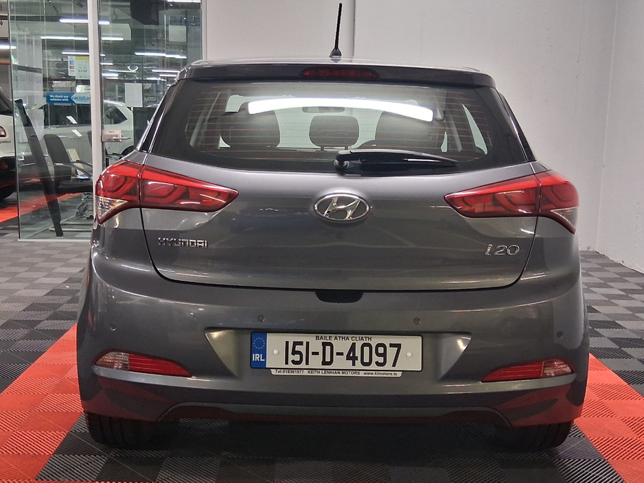 2015 Hyundai i20 - image 4