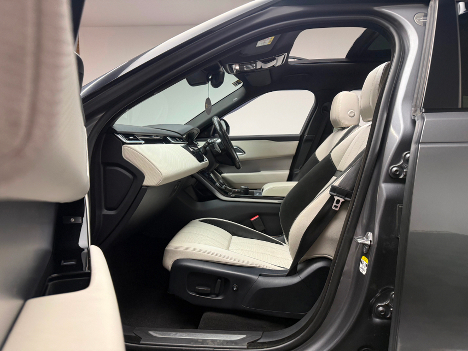 2017 Land Rover Range Rover Velar - image 13