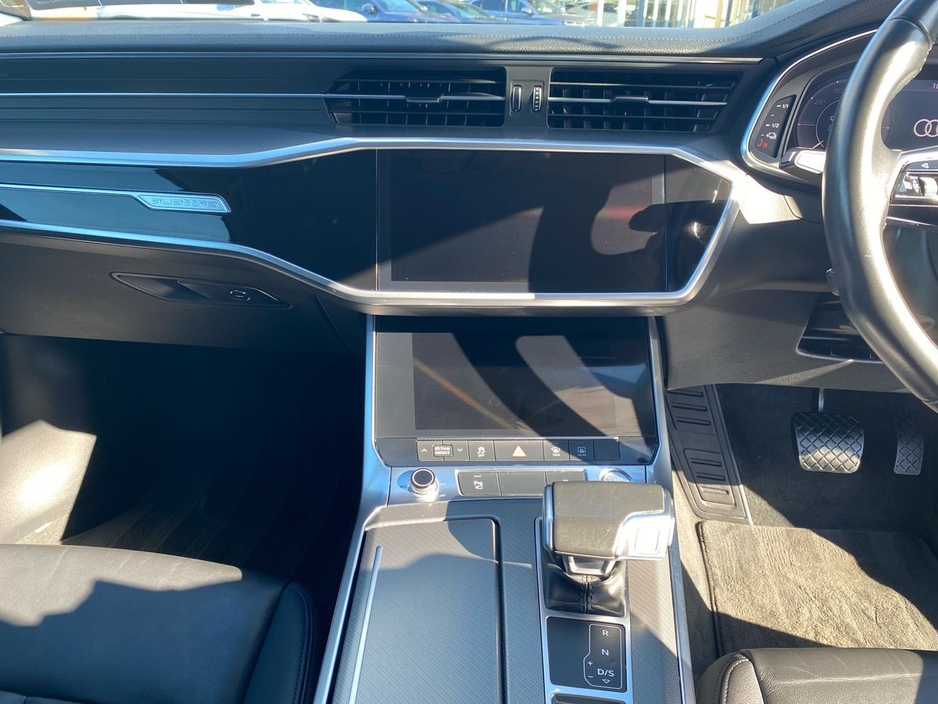 2021 Audi A6 - image 11