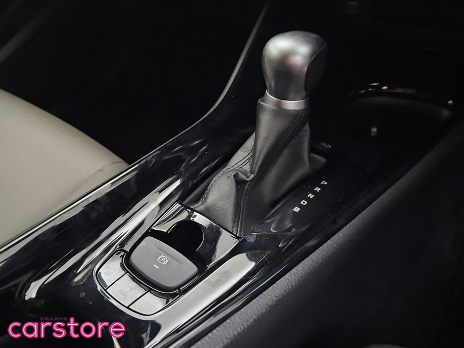 2020 Toyota C-HR 1.8 HYBRID Auto €22,880